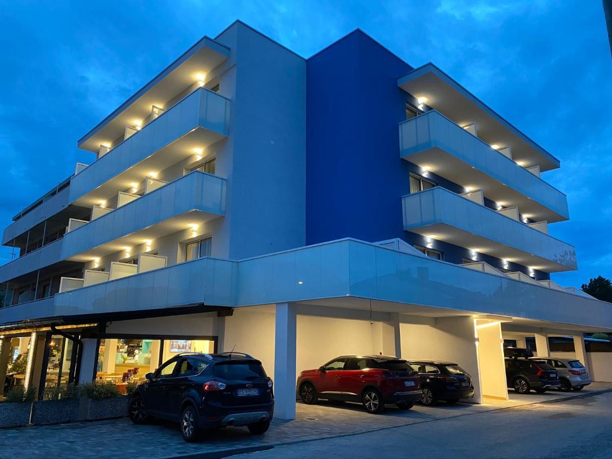 Alla Pergola Bibione Exterior photo