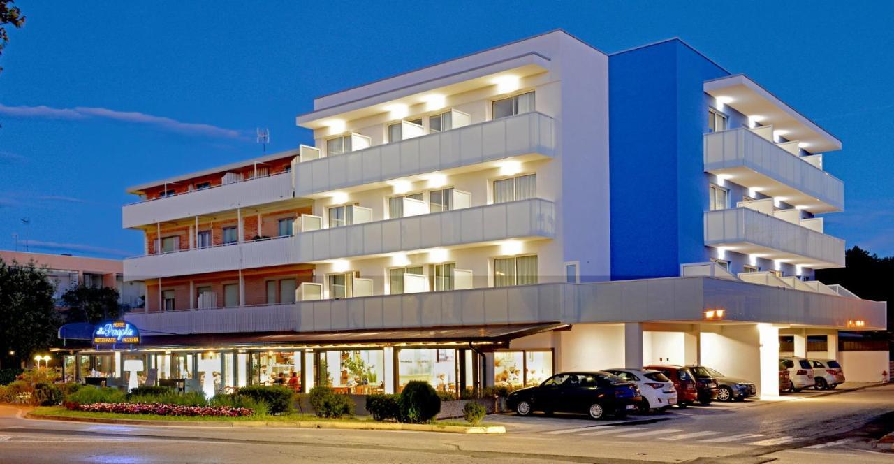 Alla Pergola Bibione Exterior photo
