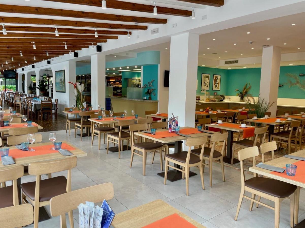 Alla Pergola Bibione Exterior photo